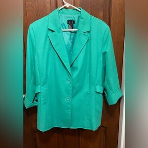 RQT women’s size 18 w teal/green , 3/4 sleeve two buttons , with detail